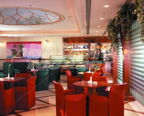 почивка в Coral Deira