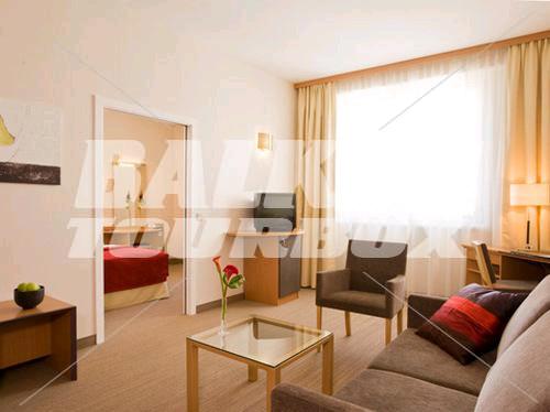 почивка в NH Atterseehaus Suites