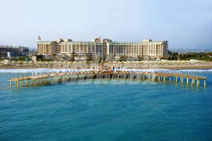holiday in Lyra Resort