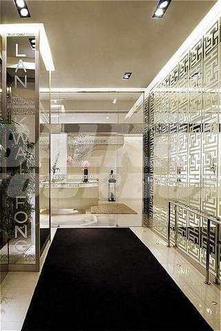 holiday in Lan Kwai Fong