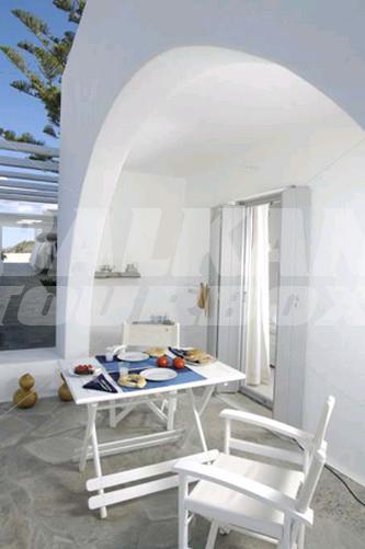 почивка в Kapetan Tasos Suites