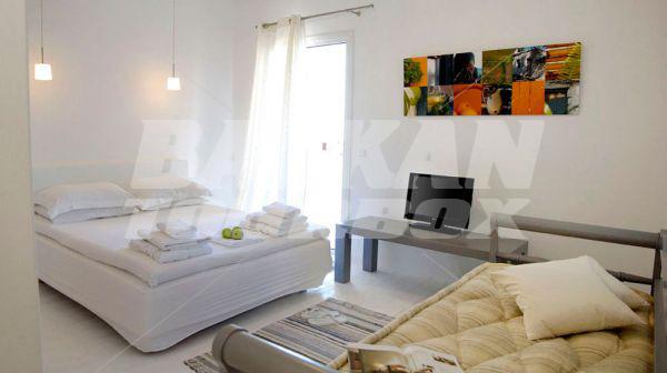 почивка в Kapetan Tasos Suites