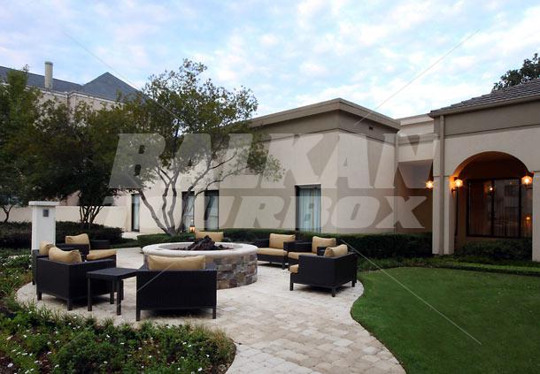 почивка в Courtyard by Marriott Dallas Market Center