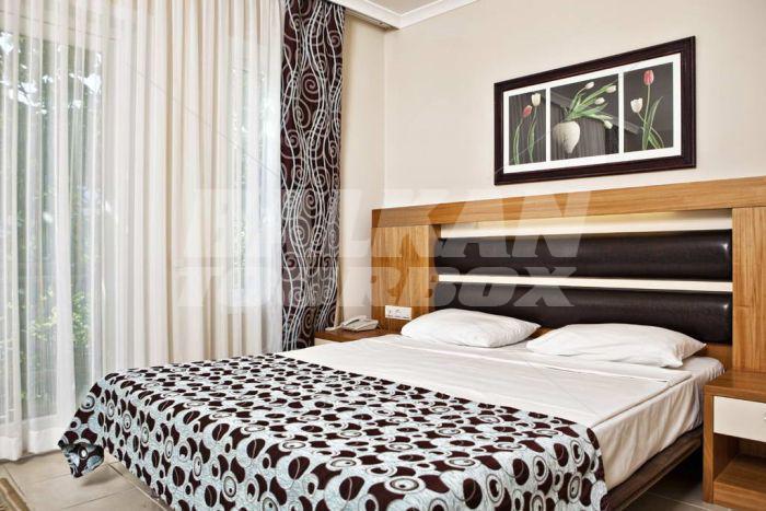 почивка в Crystal Flora Beach