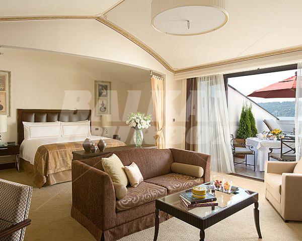 почивка в Four Seasons Istanbul at the Bosphorus