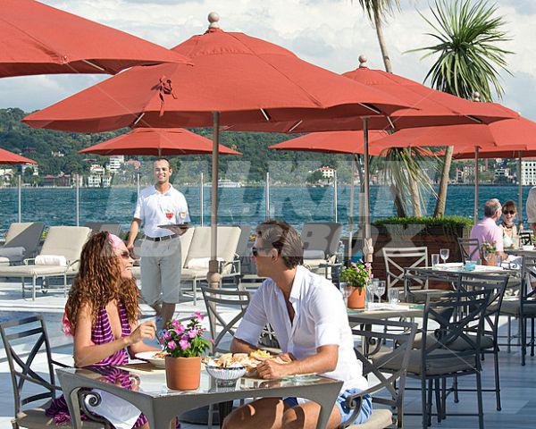 почивка в Four Seasons Istanbul at the Bosphorus