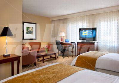 почивка в Dallas Marriott Suites Market Center