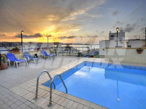 holiday in Primera