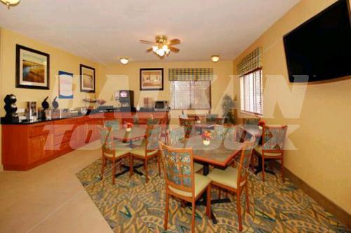 holiday in Comfort Inn Waterloo