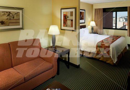 почивка в SpringHill Suites by Marriott Dallas Downtown/West End