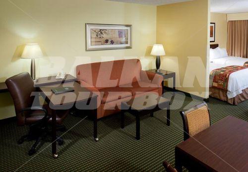 почивка в SpringHill Suites by Marriott Dallas Downtown/West End