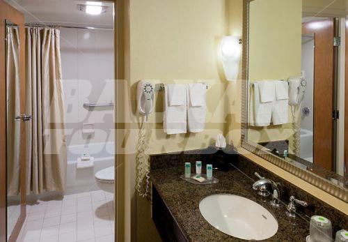 почивка в SpringHill Suites by Marriott Dallas Downtown/West End