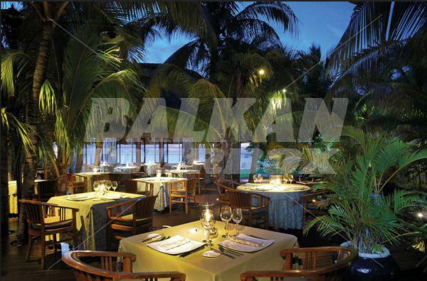 holiday in Beachcomber Dinarobin Hotel Golf & Spa