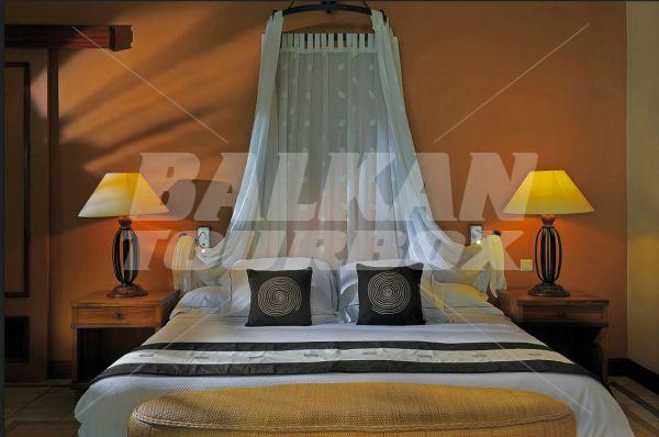 holiday in Beachcomber Dinarobin Hotel Golf & Spa