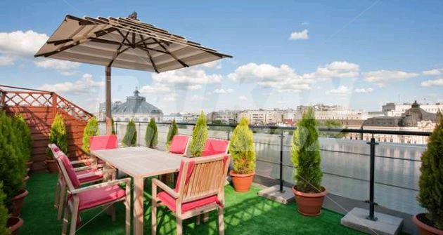 holiday in Athenee Palace Hilton Bucharest