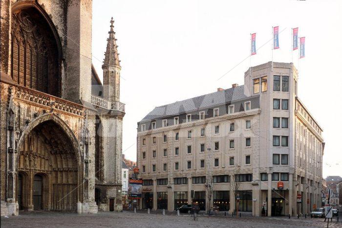 почивка в  Ibis Ghent Centrum Kathedraal