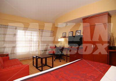 почивка в Courtyard by Marriott Dallas Arlington South