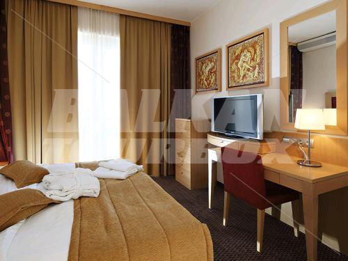 holiday in Grand Hotel Primus