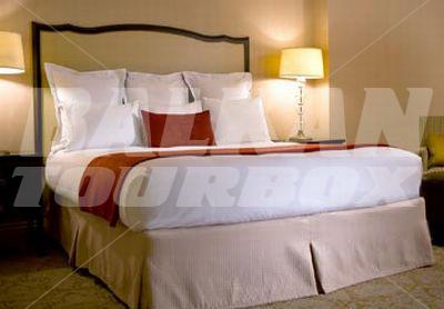 почивка в Renaissance Mayflower Marriott