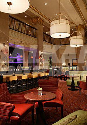 почивка в Renaissance Mayflower Marriott