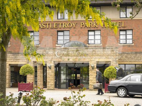 почивка в Carlton Castletroy Park Limerick