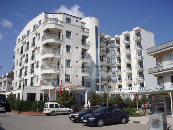 почивка в Kalif Hotel