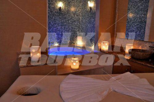почивка в Ak-ka Antedon Hotel