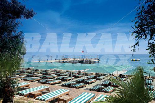 почивка в Ak-ka Antedon Hotel