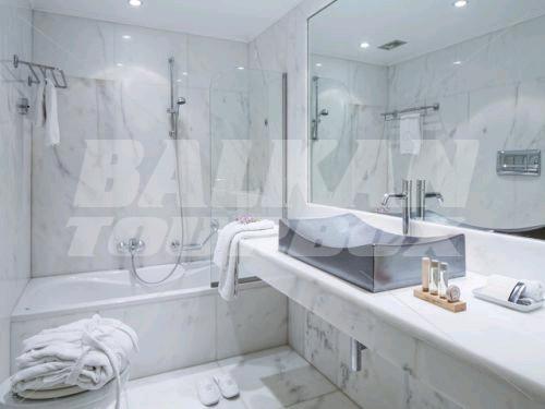 почивка в Leto Hotel Hydra