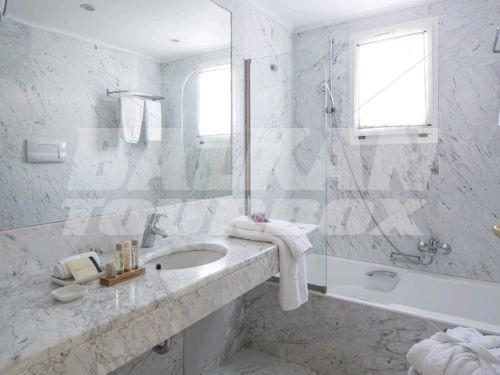почивка в Leto Hotel Hydra