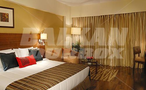 почивка в Fortune Select Exotica Navi