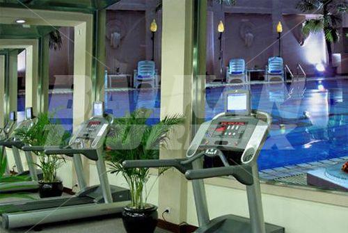 почивка в Sheraton Chengdu Lido