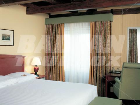 почивка в NH Barbizon Palace