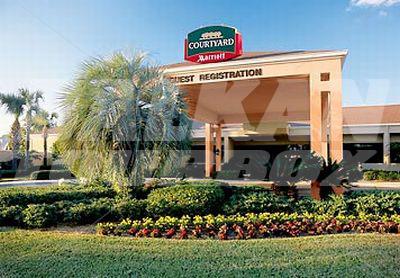 почивка в Courtyard by Marriott Orlando Lake Buena Vista at Vista Centre