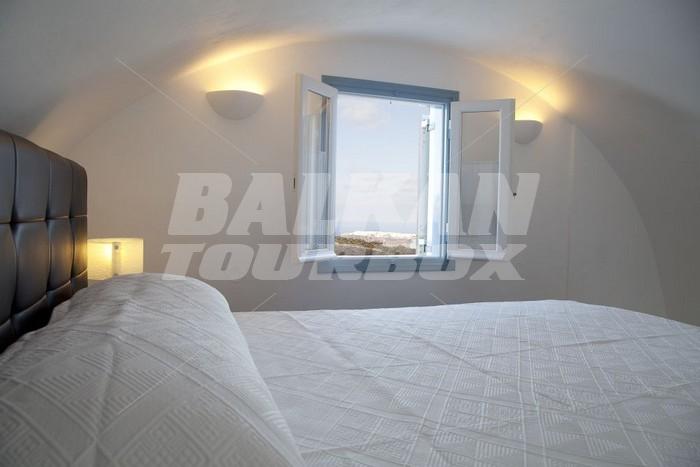 holiday in Athiri Santorini Family Friendly Hotel