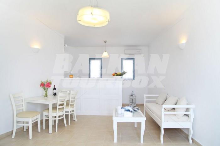 holiday in Athiri Santorini Family Friendly Hotel