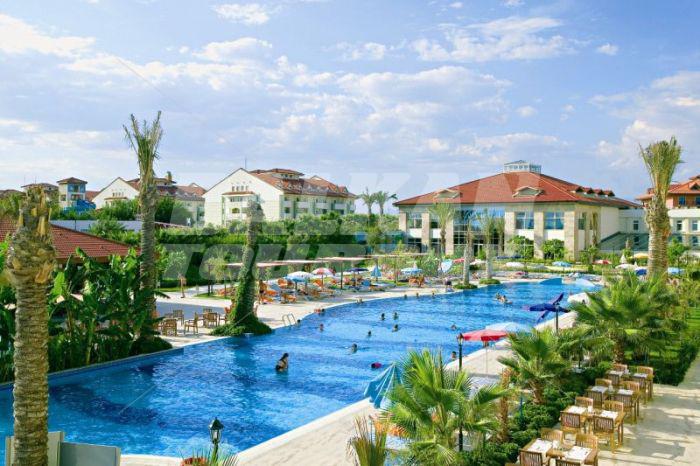 почивка в Sural Resort