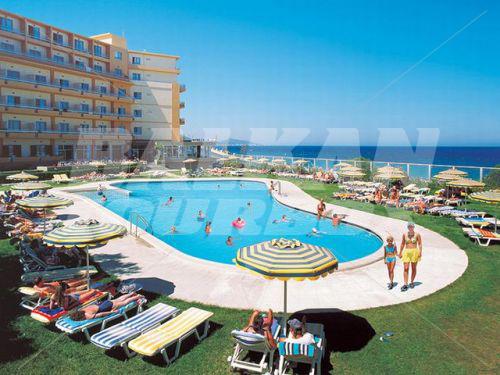 holiday in Belvedere Beach