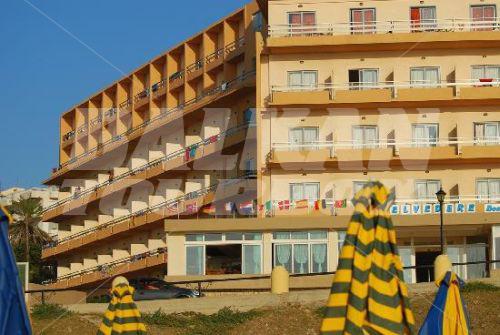 holiday in Belvedere Beach