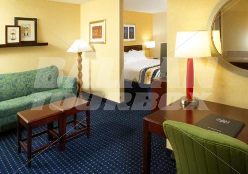 почивка в SpringHill Suites by Marriott Des Moines West