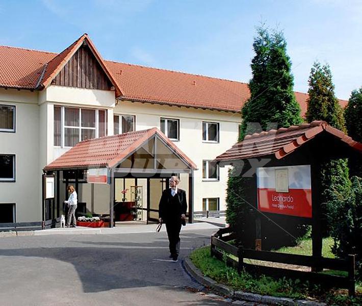 почивка в  Leonardo Freital