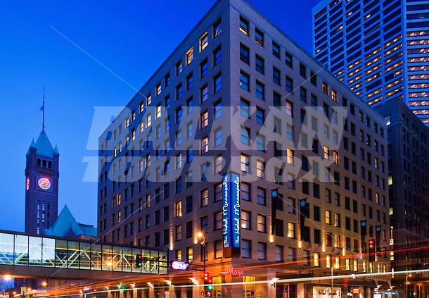 почивка в  Marriott Minneapolis Autograph Collection