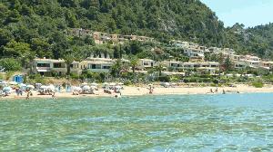 Хотел Menigos Resort Glyfada Beach