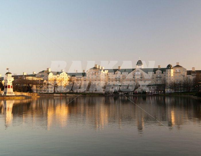 почивка в Disney's Newport Bay Club