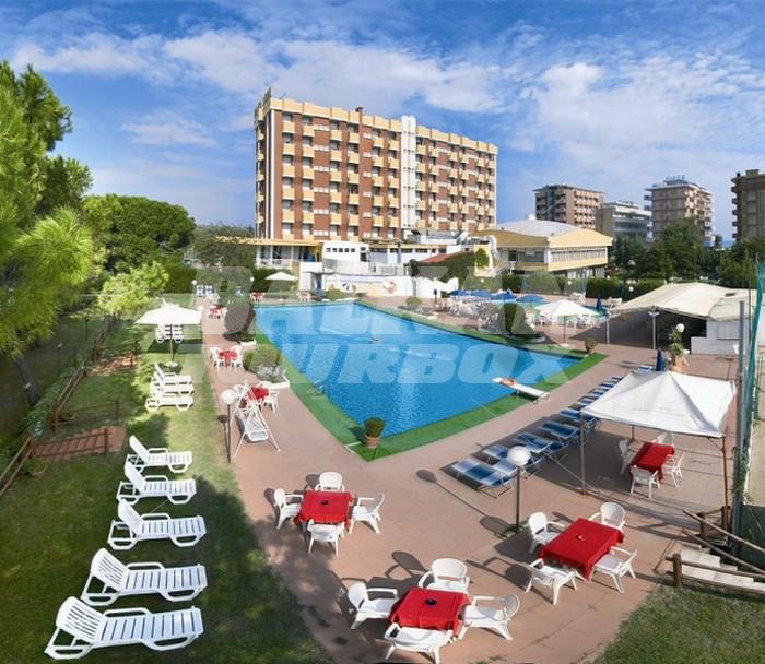 почивка в  Hotel Ermitage