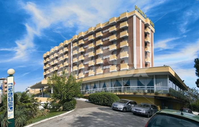 почивка в Hotel Ermitage