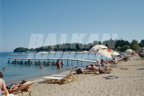 почивка в Ipsos Beach