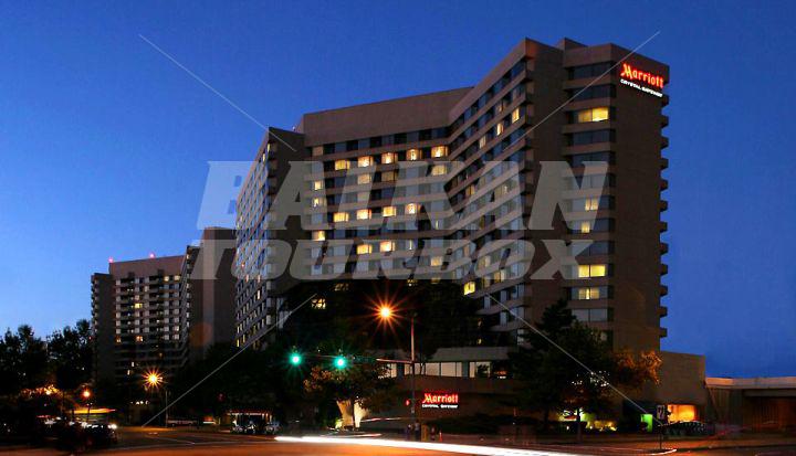 почивка в  Crystal Gateway Marriott