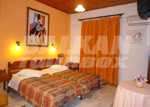 holiday in Kouros Hotel Delphi