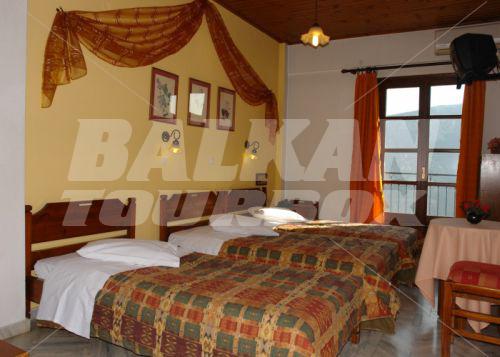 holiday in Kouros Hotel Delphi